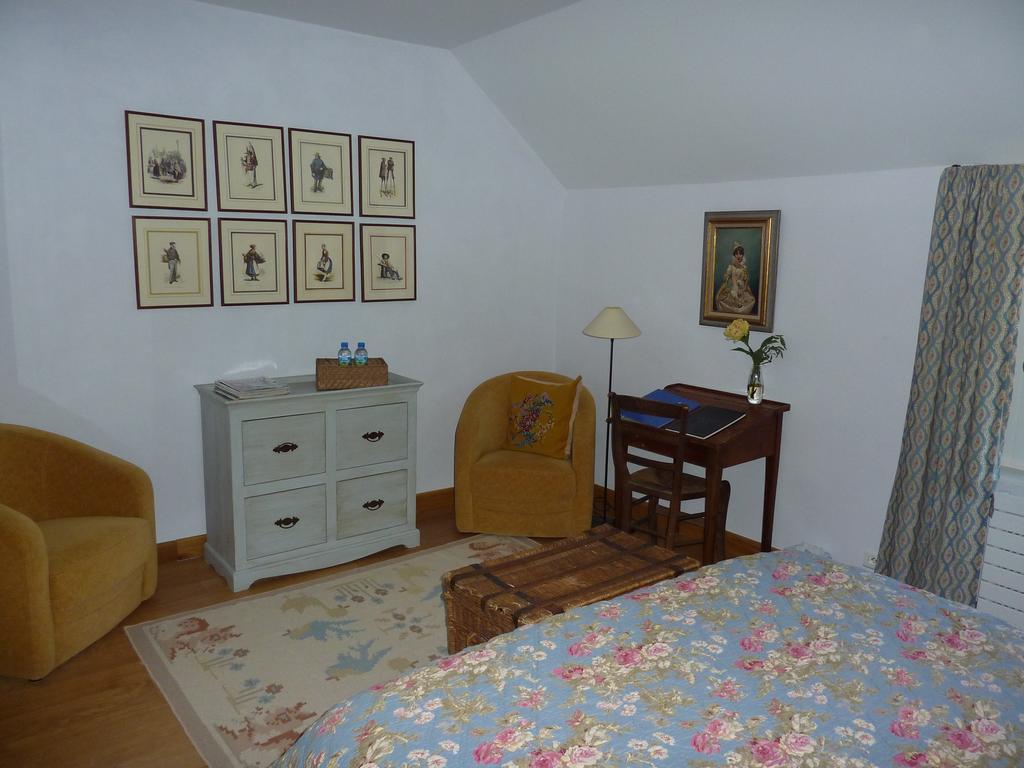 Bozouls 샹브르 도트 뒤 아모 레 브륀 B&B 객실 사진